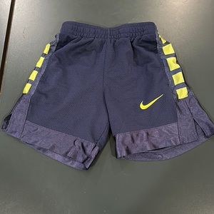 Nike boys XS excellent condition barely worn